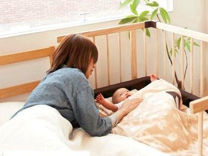 洗澡后立刻哄宝宝睡觉不正确哦