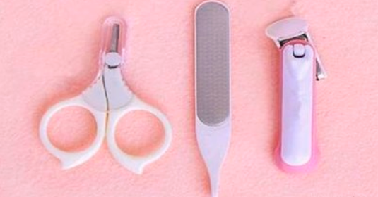 为什么需要经常性的给宝宝修剪指甲?