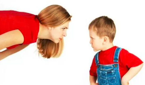 如何扳正不讲理的孩子