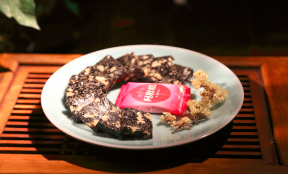 产妇可以食用阿胶吗？