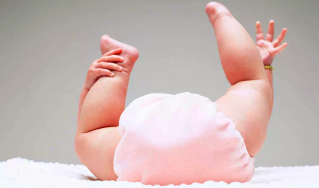 万州月嫂分享给大家：不要完全抛弃布尿布！