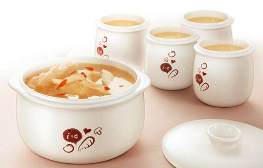 月子餐药膳食谱--燕窝乳鸽羹