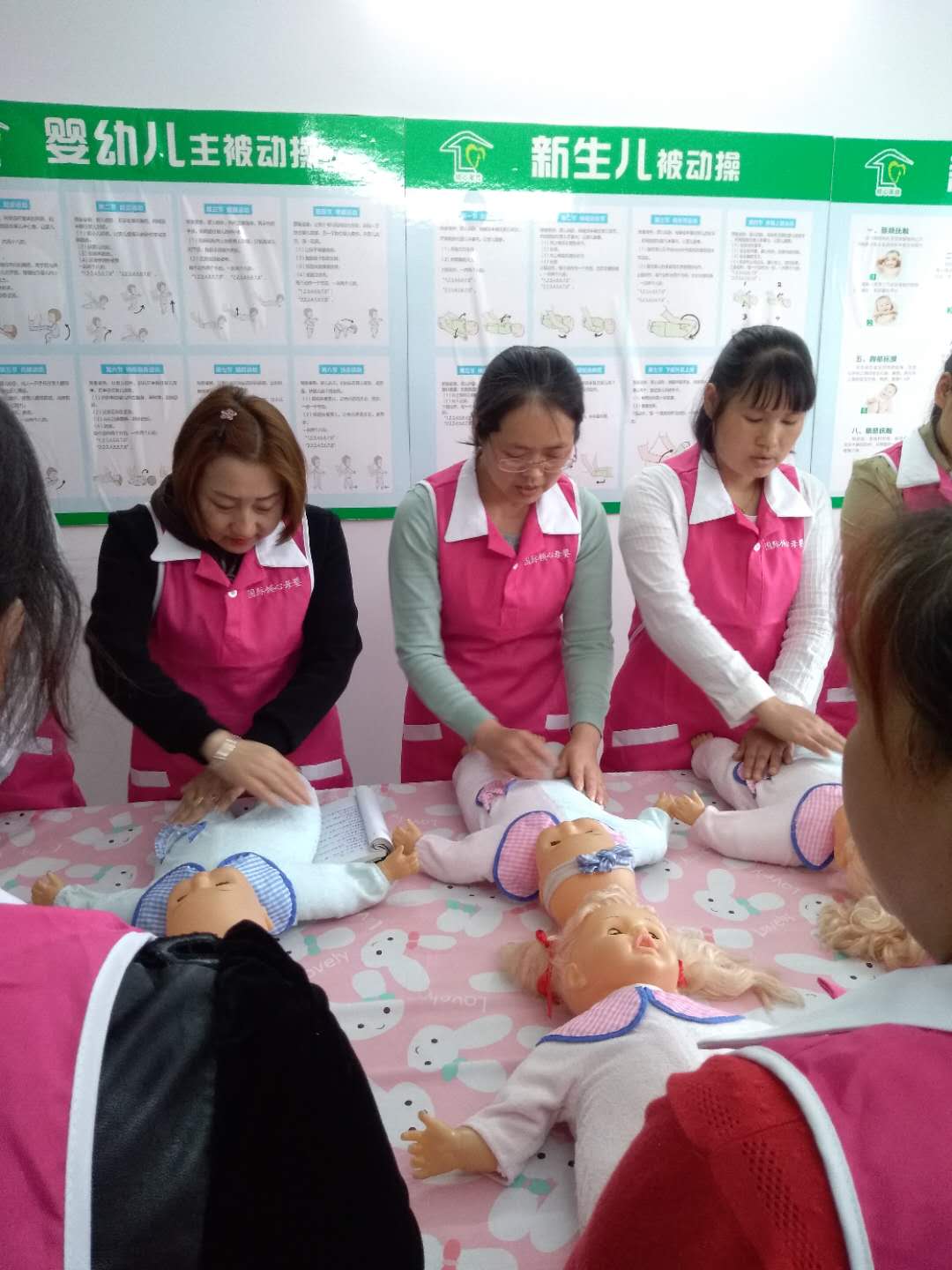 月嫂培训知识：宝宝用尿不湿我们都需要注意什么？