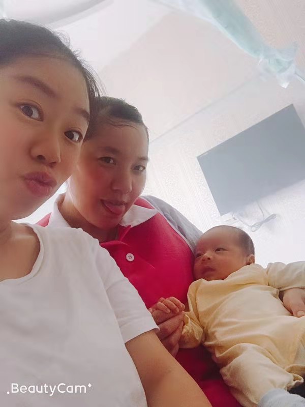 倾心母婴育婴师培训：1~3岁阶段宝宝，多玩以下4个训练专注力的家庭游戏，脑子会更聪明